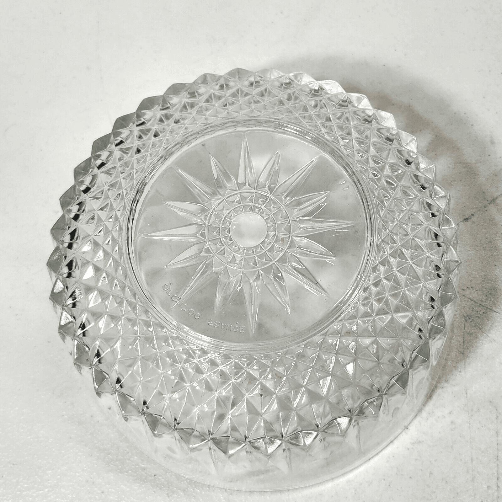 Large Arcoroc Crystal Starburst Serving Salad Bowl 8" France - Thumbnail 6
