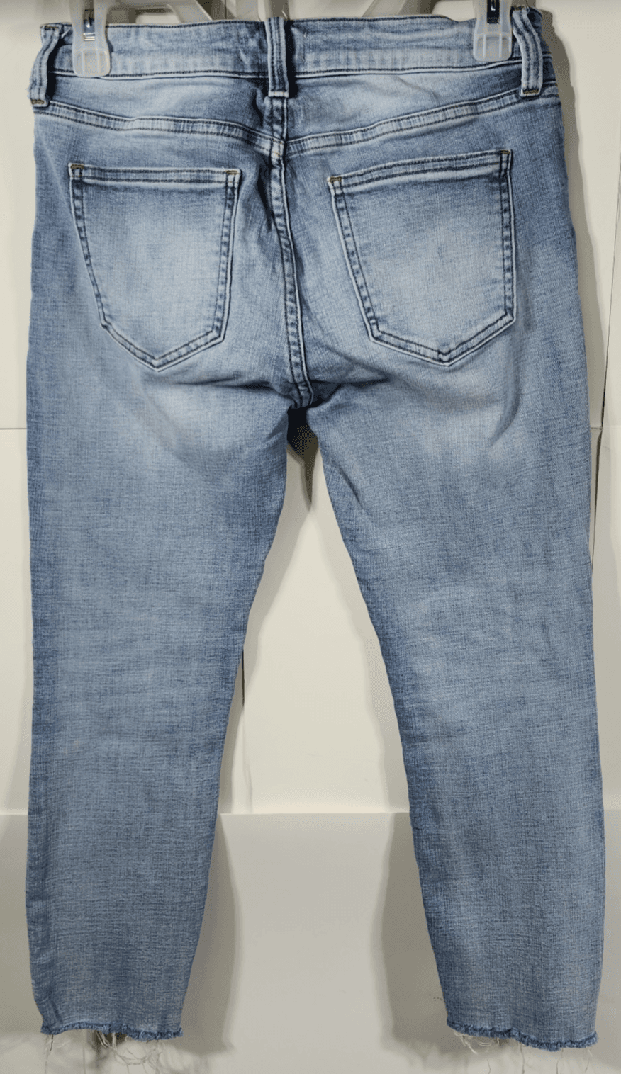 Pistola Jeans Skinny Mid Rise w Raw Hem Women's Size 27 Light Wash - Thumbnail 6