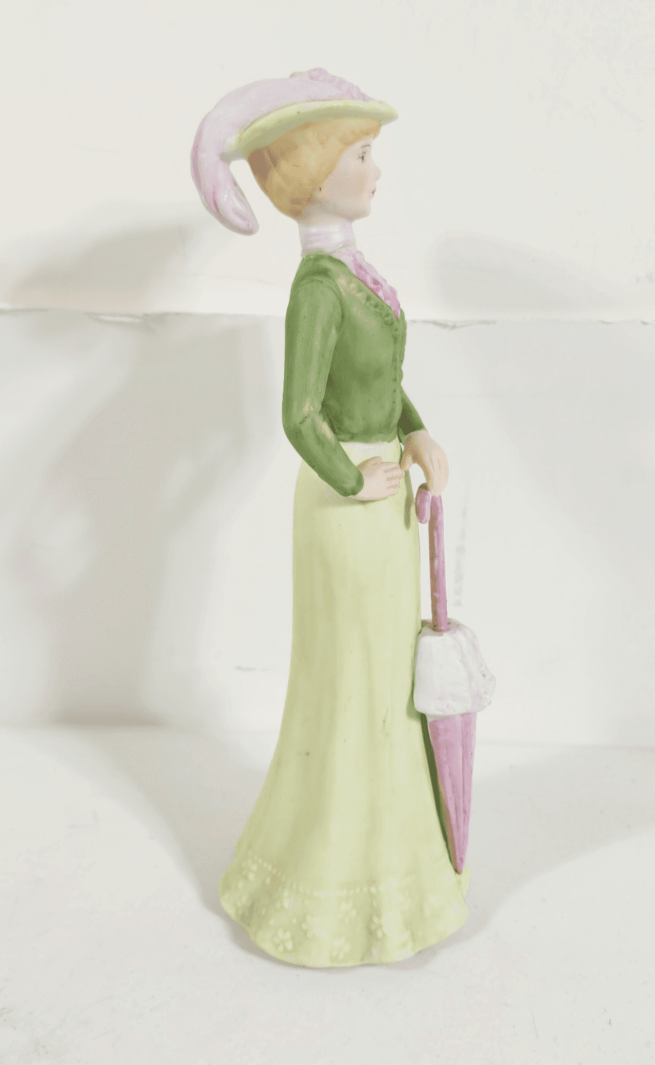 Vintage Mann Porcelain Figurine Woman Holding Pink Umbrella Home Decor - Thumbnail 6