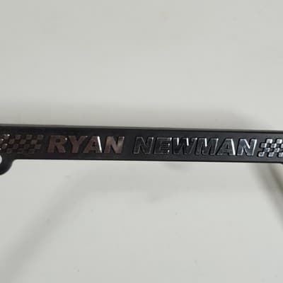 Nascar Ryan Newman License Plate Frame Black Plastic - Thumbnail 4