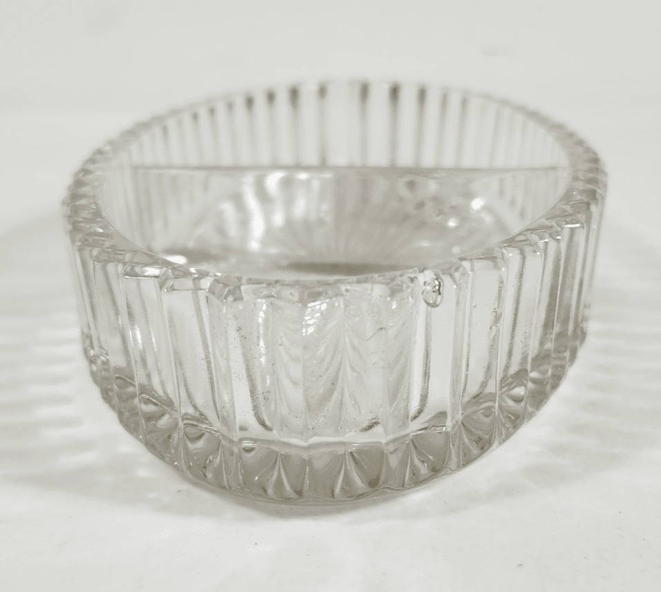 Vintage Heisey Glass Trinket Box Dish Home Decor 7" - Thumbnail 3