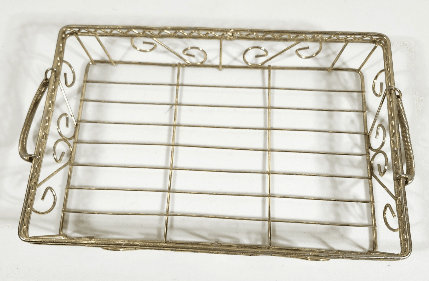 Vintage MCM Gold Wire Basket Mid Century 11" X 7" Holder Home Decor - Thumbnail 2