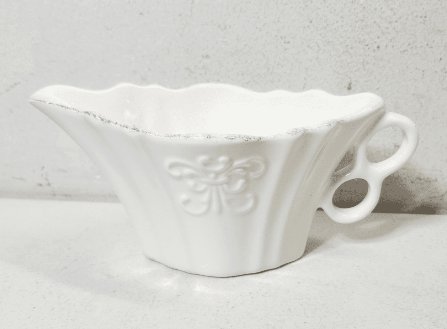 Vintage Le Grande Buffet Salatier Gravy Boat Home Decor - Thumbnail 2