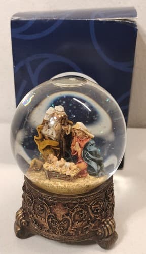 Holy Family Waterglobe Christmas Decoration Jesus W/ Original Box Department 56 - Thumbnail 2