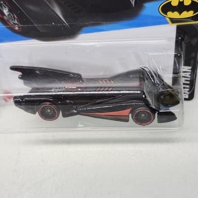Hot Wheels DC Batman Batmobile Black Car 1/64 Toy Vehicle NEW - Thumbnail 3