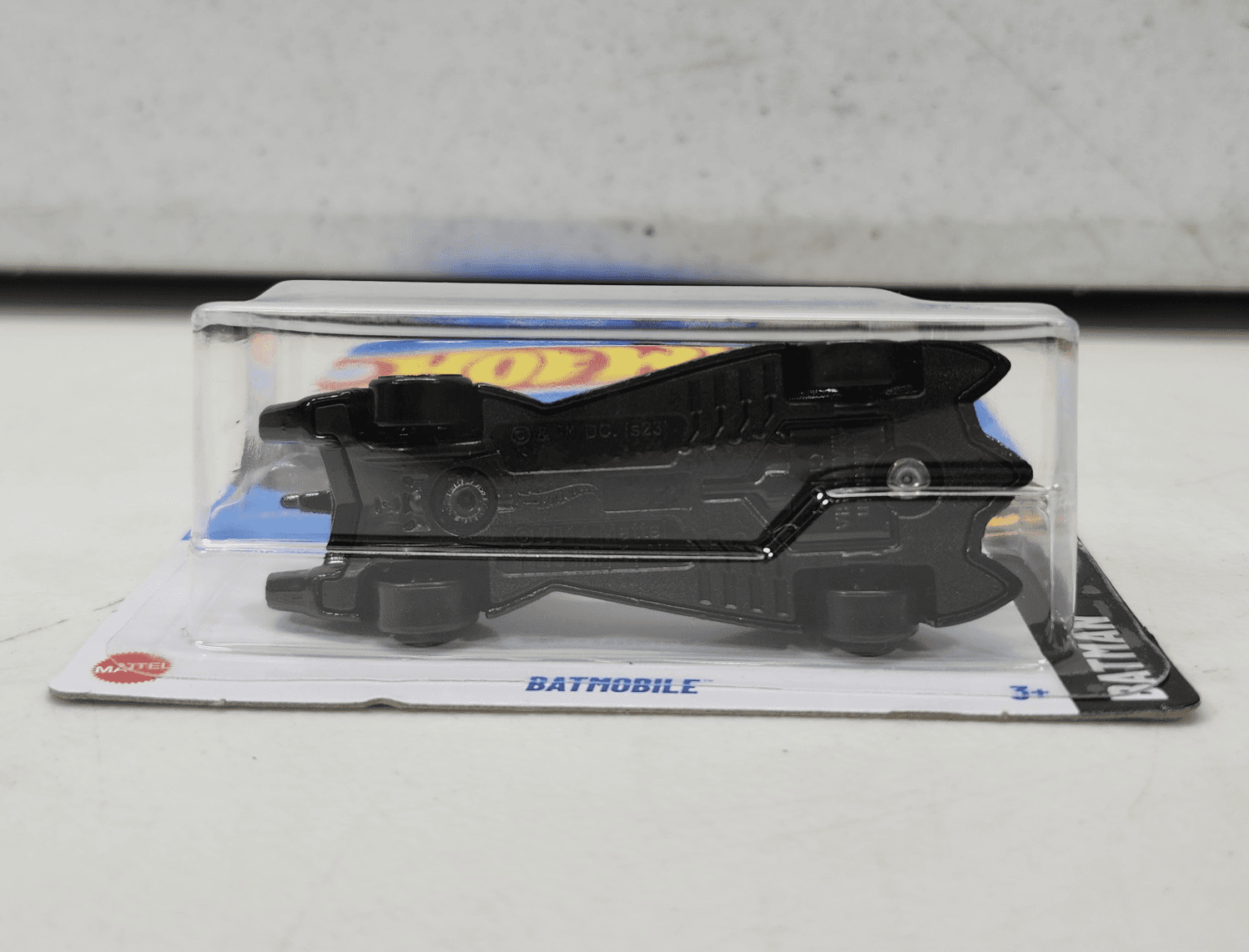 Hot Wheels DC Batman Batmobile Black Car 1/64 Toy Vehicle NEW - Thumbnail 4