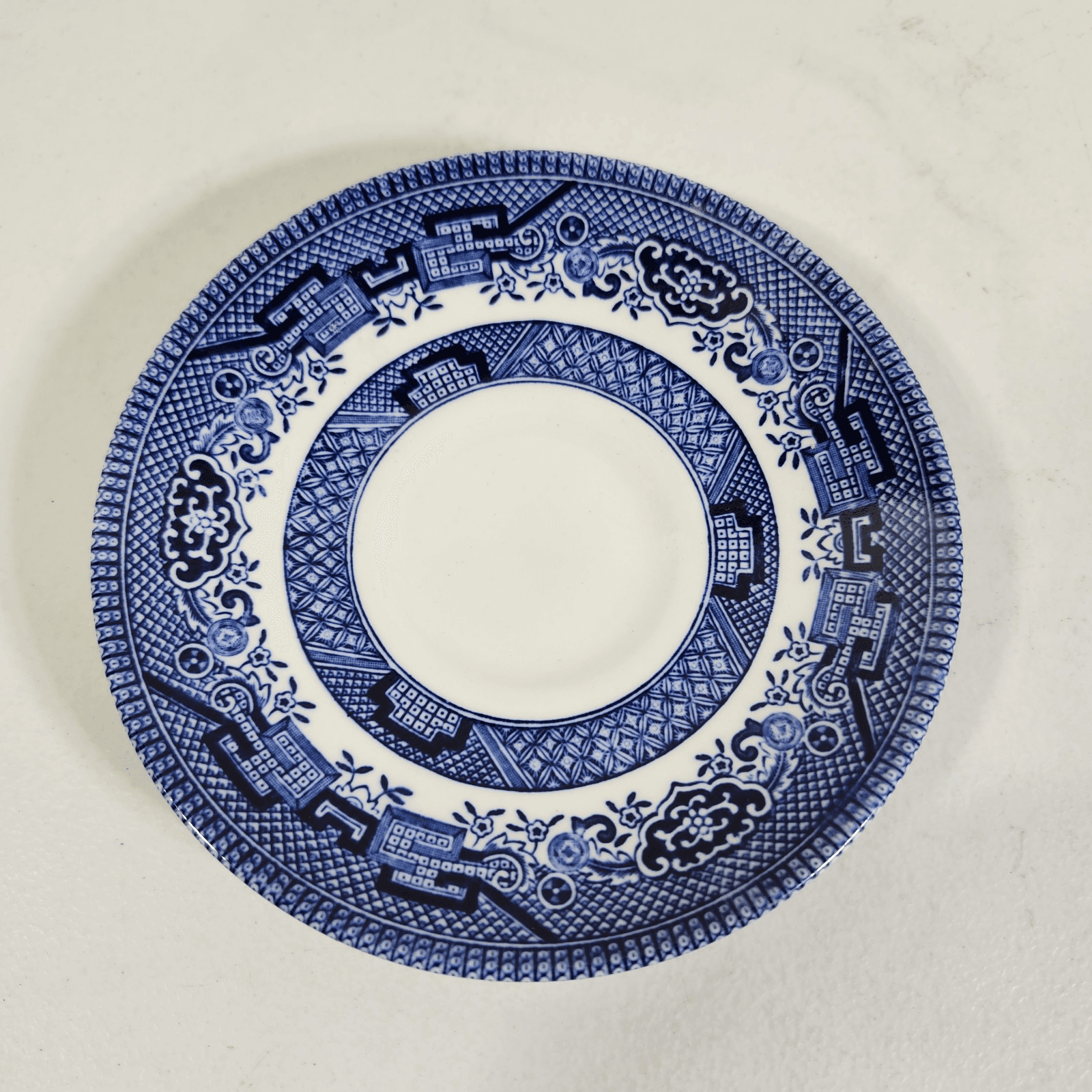 2 Churchill Staffordshire England Blue Willow Saucer Plates 5.25" - Thumbnail 3