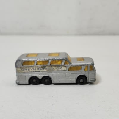 Vtg Matchbox Series Made in England by Lesney No. 66 Coach Greyhound Bus C5-70 - Thumbnail 2