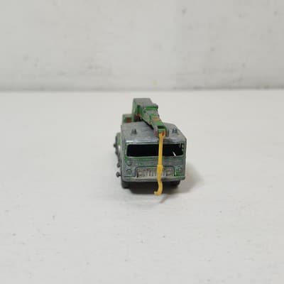 Vintage Matchbox 1965 8 Wheel Crane Truck # 30 Green Toy Diecast Vehicle Loose - Thumbnail 4