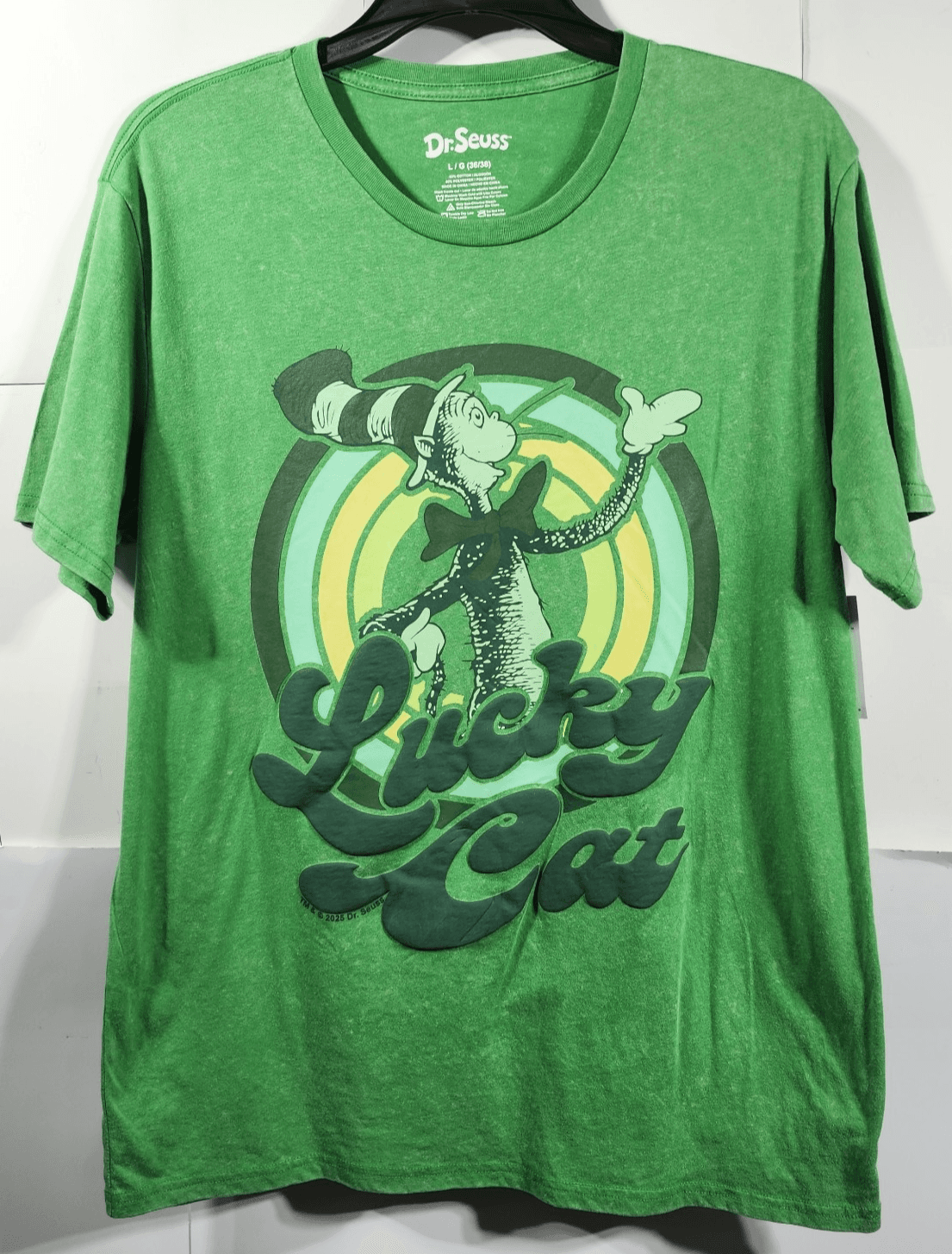 Men's Large Tshirt Dr. Seuss Lucky Cat Graphic Green Short Sleeve Shirt NEW - Thumbnail 5