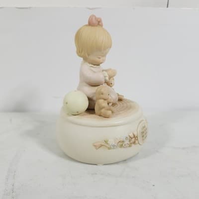 Memories of Yesterday I Pray the Lord My Soul to Keep Figurine Enesco Atwell - Thumbnail 9