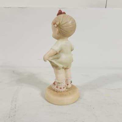 1987 Enesco Memories Of Yesterday 9" Tall "Mommy, I Teared It" 115924 - Thumbnail 6