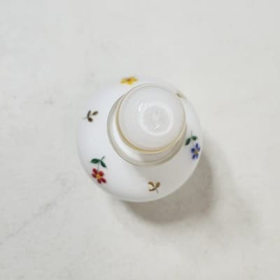 Vintage White Porcelain & Enamel Floral Perfume Bottle & Trinket Dish Set - Thumbnail 13