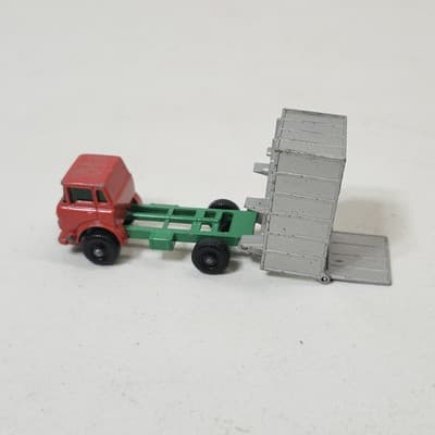 Vintage Lesney GMC Tipper Truck No 26 Matchbox 1/64 Series Toy Vehicle - Thumbnail 10