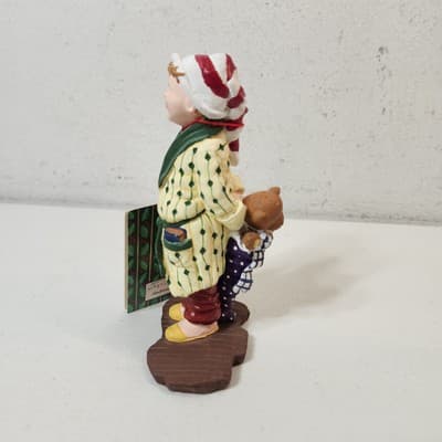 Dept 56 All Through The House Figurine Billy with Box Home Decor - Thumbnail 4