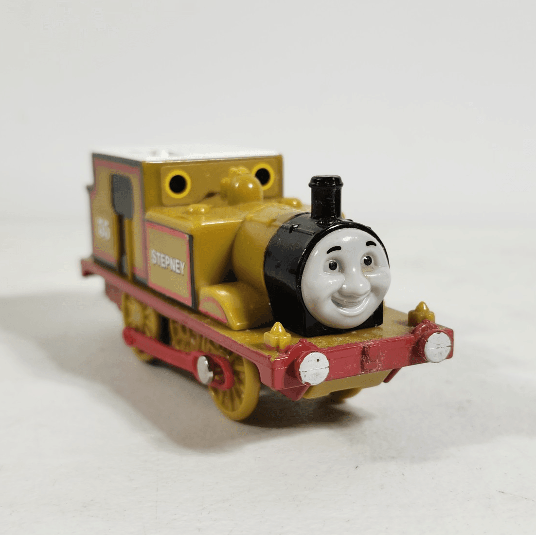 Trackmaster Thomas & Friends Stepney Motorized Train Engine 2006 Hit Toy - Thumbnail 4