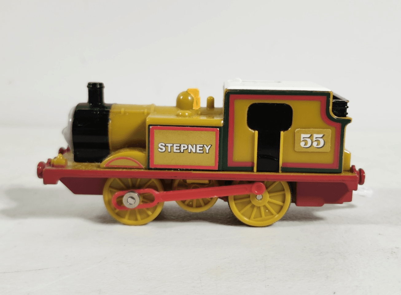 Trackmaster Thomas & Friends Stepney Motorized Train Engine 2006 Hit Toy - Thumbnail 3
