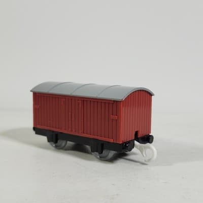 Thomas the Train Trackmaster Red Boxcar Cargo Car Mattel Toy 2009 - Thumbnail 2