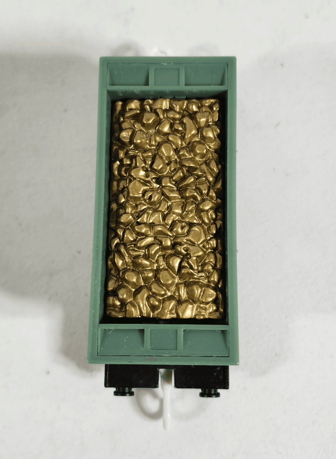 Thomas Train Trackmaster Sodor Mining Quarry Cargo Car Flip Top Gold Silver 2006 - Thumbnail 3