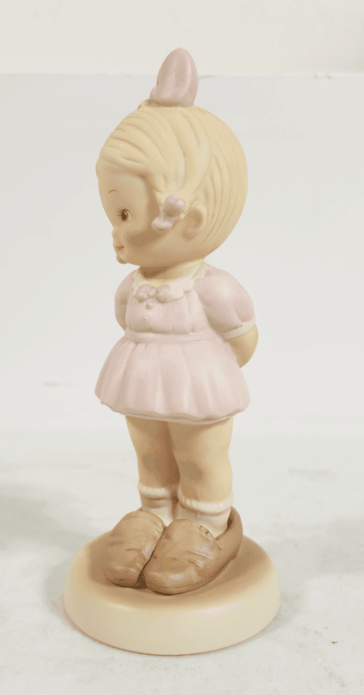 Mabel Lucie Atwell Daddy I Can Never Fill Your Shoes Figurine Memories of - Thumbnail 3