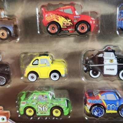 DisneyPixar Cars Mini Racers 10 Pack Lighting McQueen The King Mater Chick Hicks - Thumbnail 3