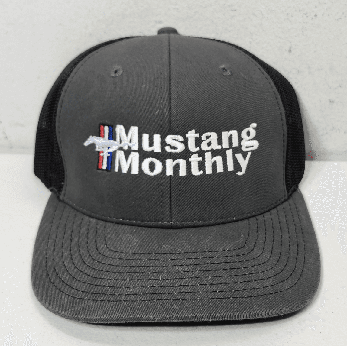 Mustang Monthly Men’s Gray Black SnapBack Hat Trucker Cap OSFM