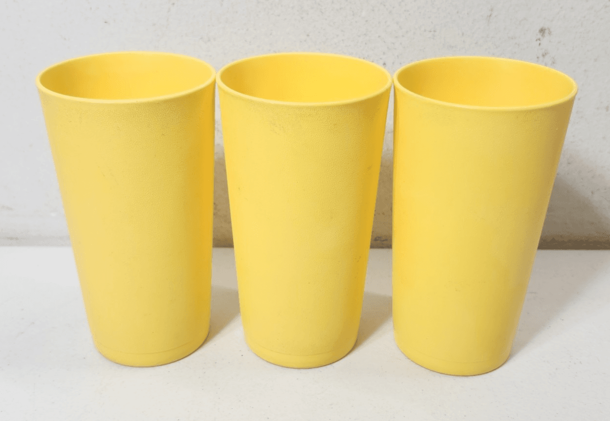 3 Vintage Yellow 5.25" Tupperware 12 oz Flat Tumblers Cups - Thumbnail 2