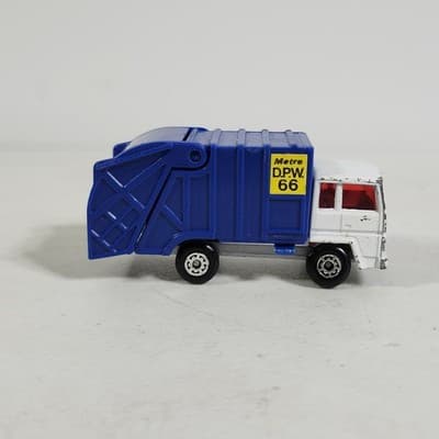 Matchbox Superfast 1979 Refuse Truck No.36 Metro DPW 66 Garbage Blue White Macau - Thumbnail 5