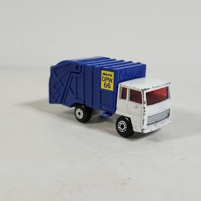 Matchbox Superfast 1979 Refuse Truck No.36 Metro DPW 66 Garbage Blue White Macau - Thumbnail 4