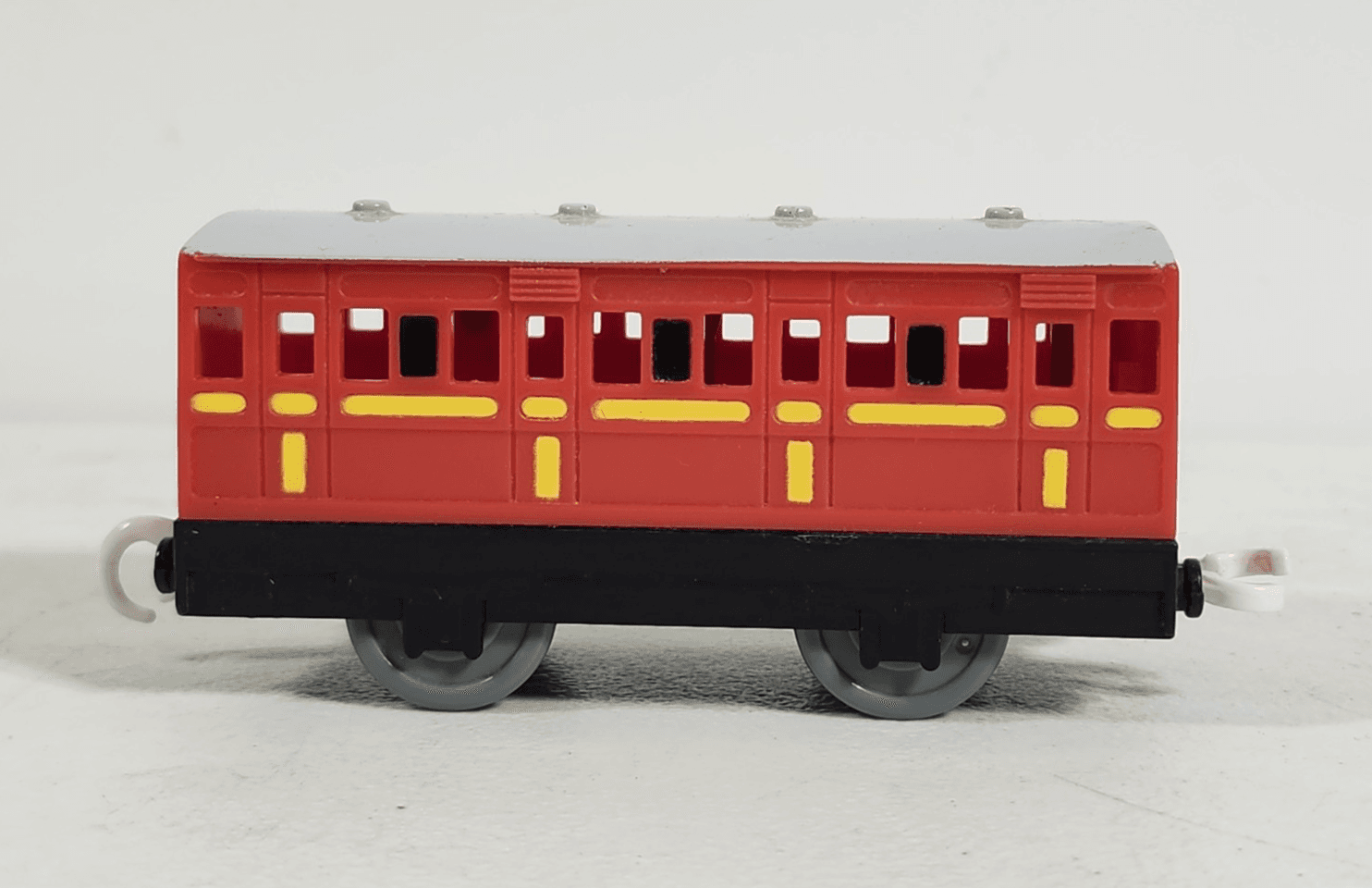 Thomas & Friends Trackmaster Tank Engine Express Passenger Coach 2006 Hit Toy