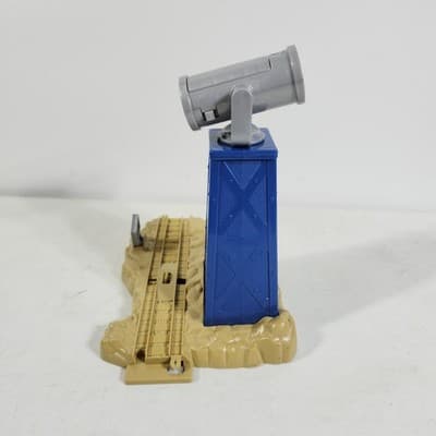 Thomas & Friends Sodor Search Light Spotlight Tower SSRC Train 2010 Tested Works - Thumbnail 3