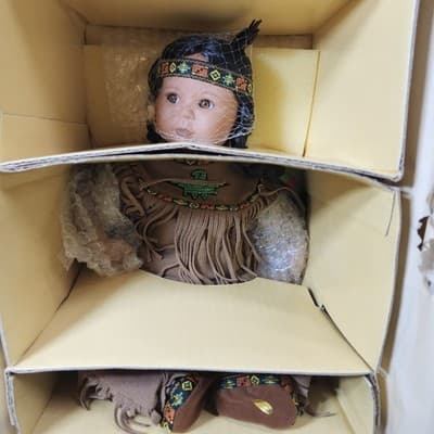 Brave And Free Native Doll Signed BY Artist Perillo Vintage Danbury Mint 1992