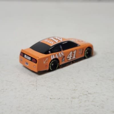 2019 #41 Daniel Suarez Haas Darlington Throwback 1/87 NASCAR Authentics Diecast - Thumbnail 5