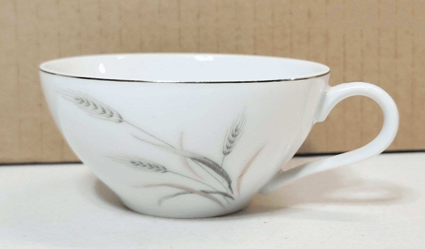 Kaysons Fine China Tea Coffee Cup Made in Japan Silver Rhythm