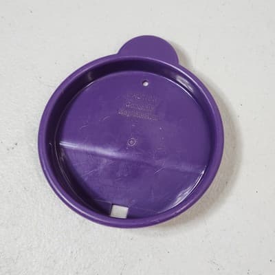 Disney's All-Star Resort Sports Travel Mug Plastic Cup Purple Lid Vintage 1990s - Thumbnail 6