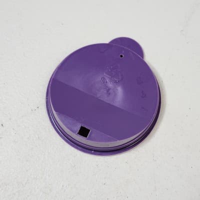 Disney's All-Star Resort Sports Travel Mug Plastic Cup Purple Lid Vintage 1990s - Thumbnail 5