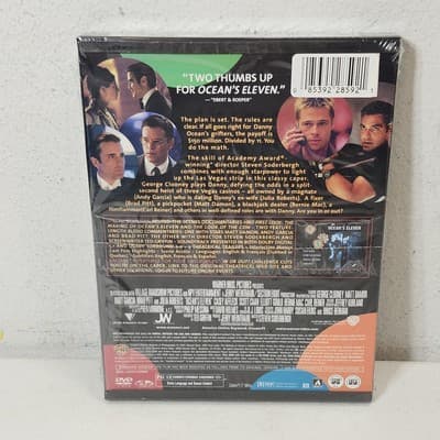 Ocean's Eleven DVD 2001 Full Screen Movie George Clooney Brad Pitt NEW - Thumbnail 2