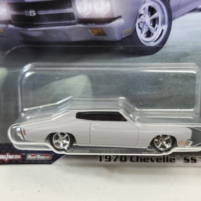 Hot Wheels Fast & Furious 1970 Chevelle SS Gray 1/64 Car Toy Vehicle NEW - Thumbnail 2