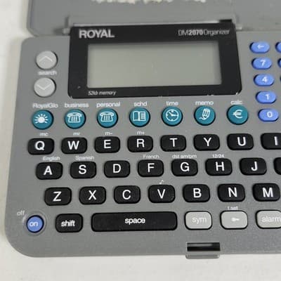 Royal Electronic Pocket Organizer Business Personal Calculator DM2070 PDA - Thumbnail 2