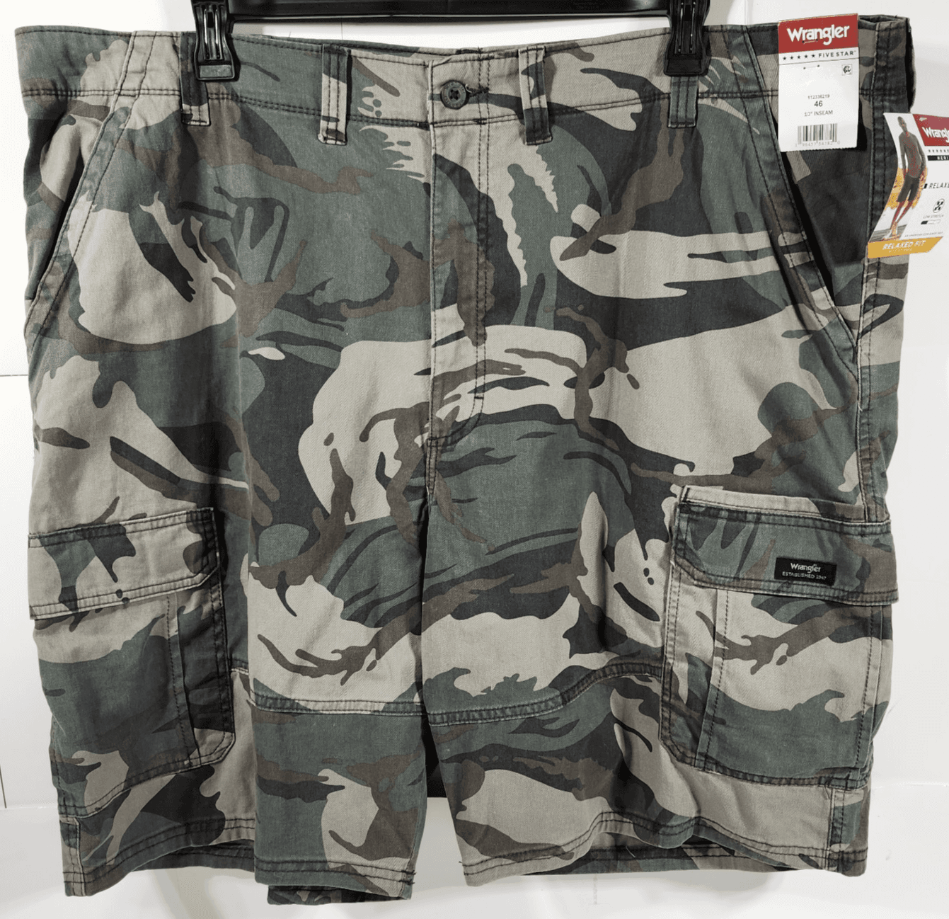 Wrangler Cargo Shorts Men's Relaxed Fit Size 46 Camo NEW