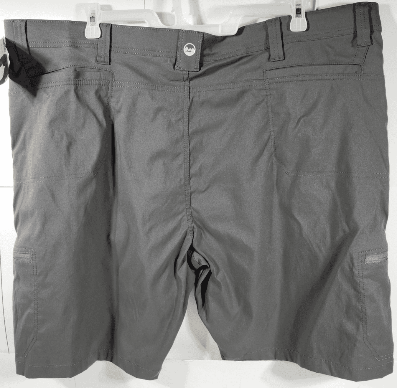 Wrangler Mens 48 Cargo Shorts Moisture Wicking UPF Pockets Softshell Gray NEW - Thumbnail 4