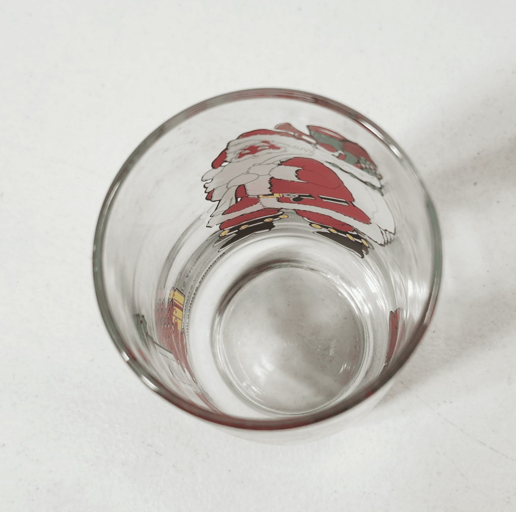 Coca Cola Christmas Glass Coke Santa Fireplace Tumbler Vintage McCrory Stores - Thumbnail 9