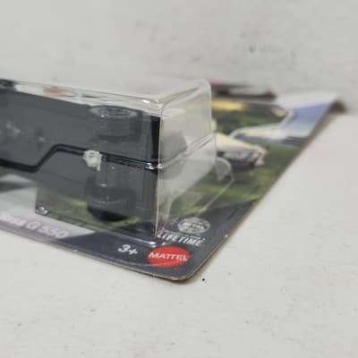 Matchbox Jurassic World Rebirth '14 Mercedes Benz G 550 1/64 Toy Vehicle NEW - Thumbnail 5