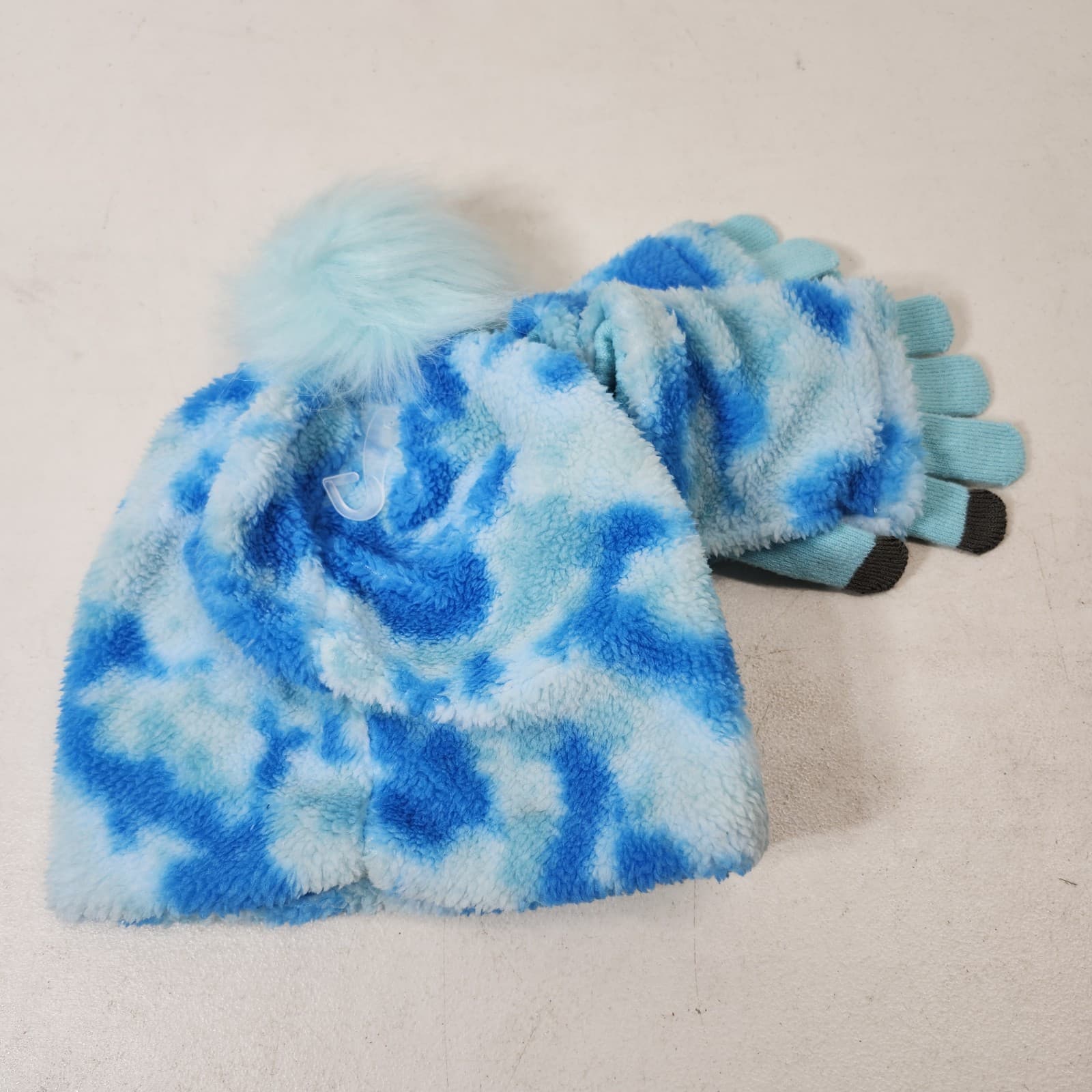 Justice Girls Blue Faux Fur Pom Pom Sherpa Beanie Hat/Gloves Set NEW - Thumbnail 4