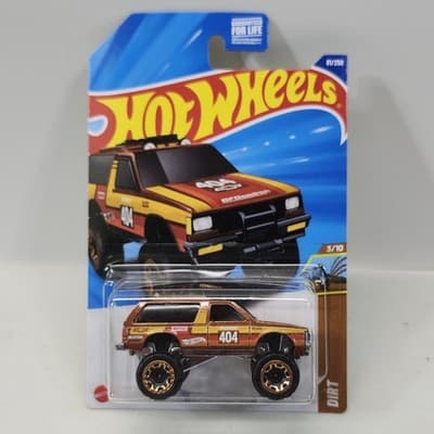 2025 Hot Wheels Chevy Blazer 4X4 Dirt Car 1/64 Toy Vehicle NEW - Thumbnail 3
