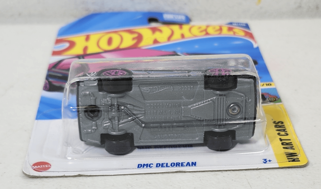 Hot Wheels DMC Delorean HW Art Cars Black 1/64 Toy Vehicle NEW - Thumbnail 4
