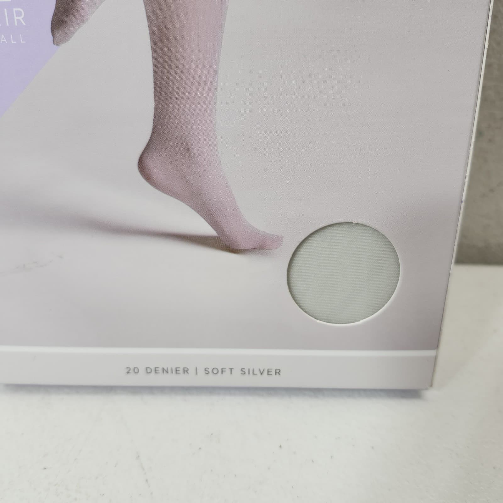 Silk Impressions Pantyhose 2 Pack Small Silver 20 Denier Shimmer Sheer - Thumbnail 3