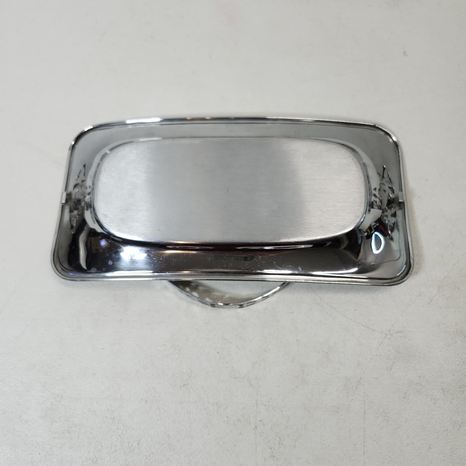 Farberware Art Deco Metal Bread Tray with Folding Handle 12.25" - Thumbnail 10