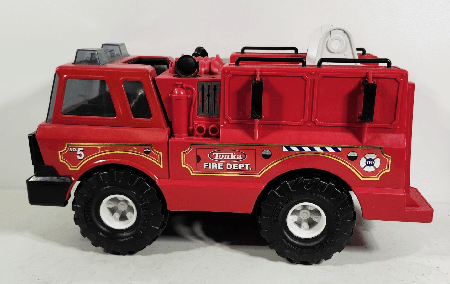 Tonka NO.5 Fire Department Truck 21" Red Toy Vehicle Missing Ladder