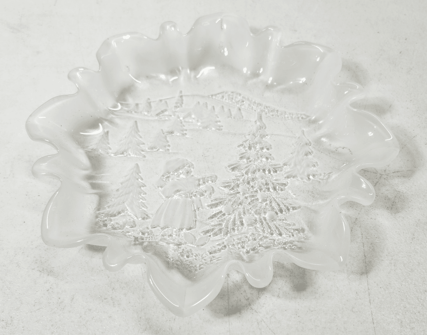 Mikasa Candy Dish Cookie Display Plate Fluted Edge Christmas Story Etched Glass - Thumbnail 3